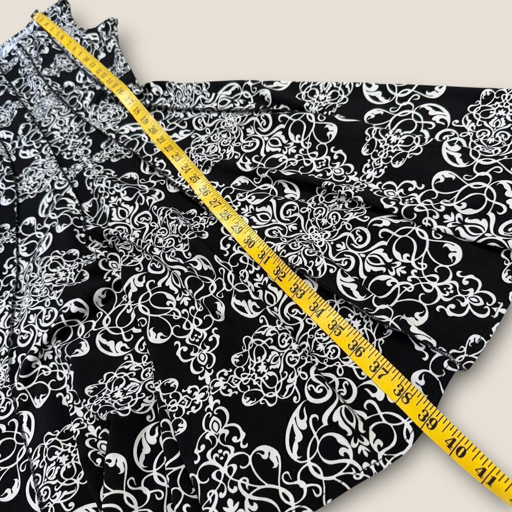 HAANI Floral Sleeveless Fit Flare Dress Jersey Stretchy Petite L Black & White - Picture 12 of 13